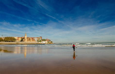 webcam gijón san lorenzo|Gijón City Live Webcam Playa de San Lorenzo, Spain.